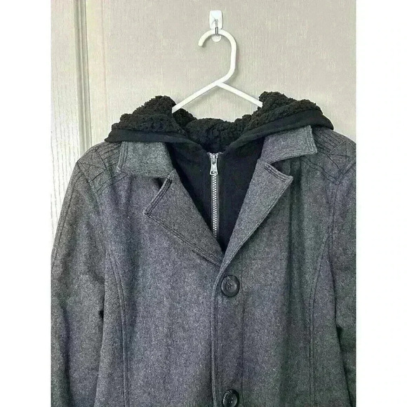 Men’s Wool Blend BKE Grey Pea Coat Slim Fit Medium W/Removable Hood. Heavy, Warm - Picture 4 of 16